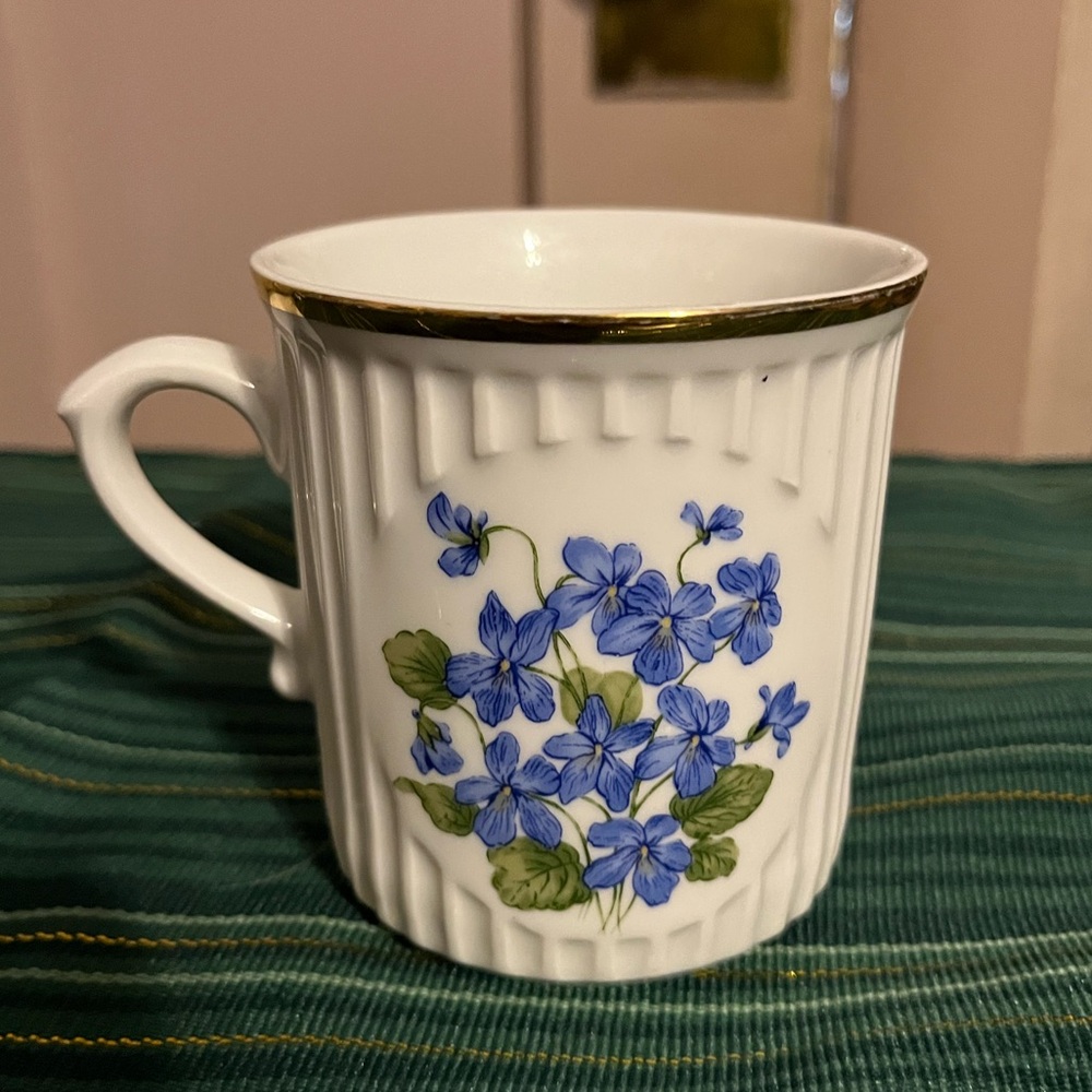 February coffee cup - Picture 4 of 5